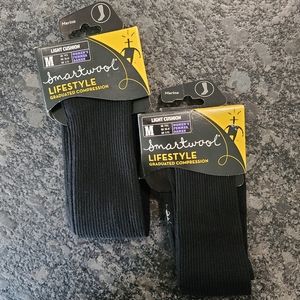 Smartwool Women's Compression Socks Size Medium Black NEW Merino Wool 2 Pair